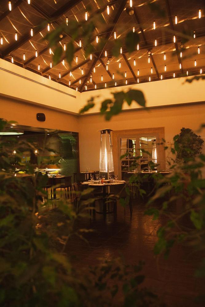 Austral Plaza Hotel コモドーロ・リバダビア エクステリア 写真